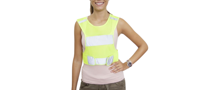 kobieta w kamizelce odblaskowej